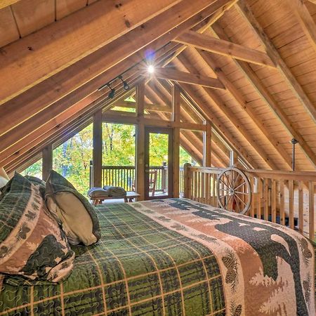 Sevierville Sanctuary Hot Tub, Pool Table And Deck! Extérieur photo