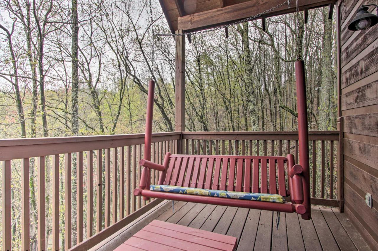 Sevierville Sanctuary Hot Tub, Pool Table And Deck! Extérieur photo